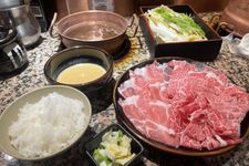 Shabu-shabu daging babi khas Prefektur Kagoshima, Jepang.