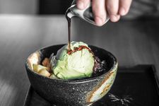Es krim matcha, salah satu olahan matcha yang populer.