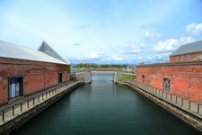 Kanal di Teluk Hakodate, Hokkaido, Jepang.