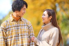 Sweater cocok dipakai saat cuaca dingin di Hokkaido, Jepang.