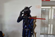 Agung (19) asal Tangerang yang cosplay menjadi karakter Crow dari game Persona 5.