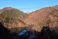 Kuil Ogouchi di Danau Okutama.