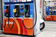 Pom bensin di Tokyo, Jepang. Pemerintah Jepang akan menghapus pajak bensin sementara pada akhir tahun 2025. (31/10/2025)