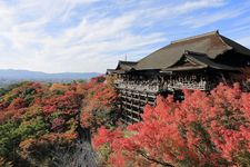 Kiyomizu-dera, Kyoto, Jepang, bagian dari Situs Warisan Dunia UNESCO.