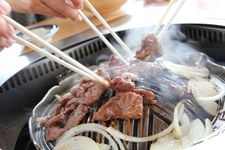 Hokkaido jingisukan, barbeku domba khas Hokkaido, Jepang.