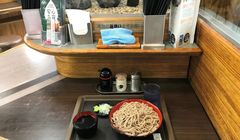 Mari Berkunjung ke Kedai Soba dan Udon Berkonsep “Makan Sambil Berdiri”