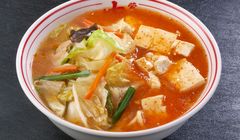 Ramen Super Pedas Ini Malah Bikin Ketagihan, Berani Coba?