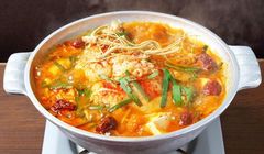 Mencicipi “Hotpot Pedas” Korea dan Tiongkok di Nagoya