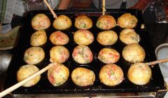 Doyan Takoyaki? Yuk, Coba Masak Takoyaki Sendiri di Osaka