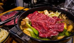 2 Tempat Makan Olahan Daging Halal di Tokyo, Ada Sukiyaki Wagyu dan Steak