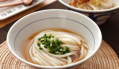 Mengenal Udon, Mie Tebal Khas Jepang yang Beda dengan Ramen