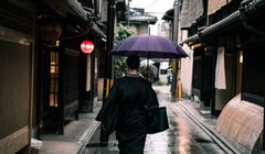 Seri Nihongo Ojisan: Bahasa Jepang untuk Hujan di Bulan Juni