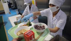 Makan Siang Sekolah Bukan Sekadar Kenyang, Inilah Pendidikan Gizi di Jepang
