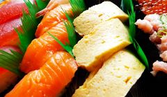 Gambar Makanan Sushi Jadi Tren Musim Panas di Media Sosial Jepang