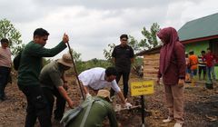 Hari Ozon Sedunia, Belantara Foundation Gandeng Vanfu Tanam Pohon di Riau