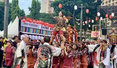 Apa Itu Arak-arakan Omikoshi Jepang dan Perannya dalam Festival?