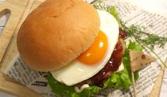 Dari Tradisi Melihat Bulan, Lahir Burger Musiman yang Paling Dicari di Jepang
