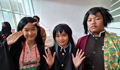 Meskipun Masih Muda, Tiga Cosplayer Ini Tunjukkan Kepercayaan Diri di Event Cosplay Pertama Mereka
