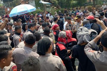 Buruh Batalkan Unjuk Rasa Di Depan Istana Merdeka