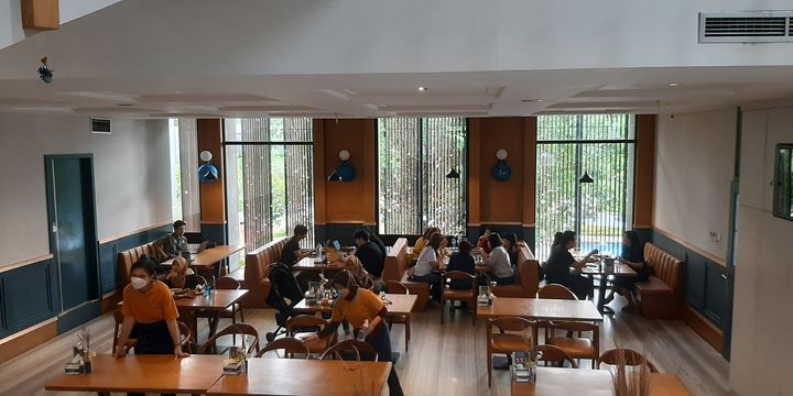 Afterseven Cafe - Sinar Mas Land