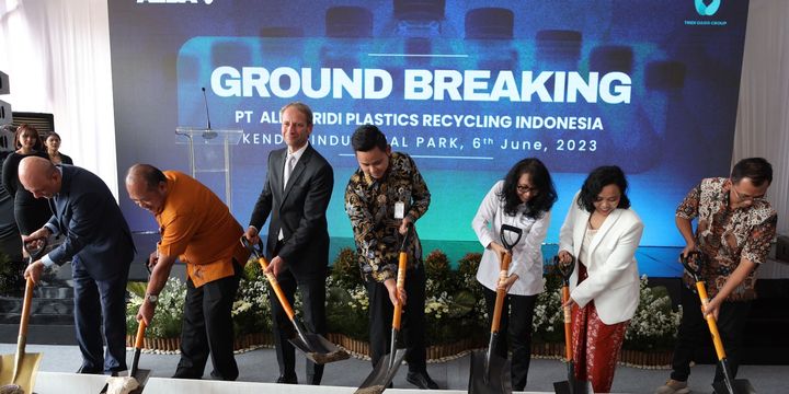 Alba Bangun Pabrik Daur Ulang Botol Plastik Berkapasitas Ribuan Ton Di ...