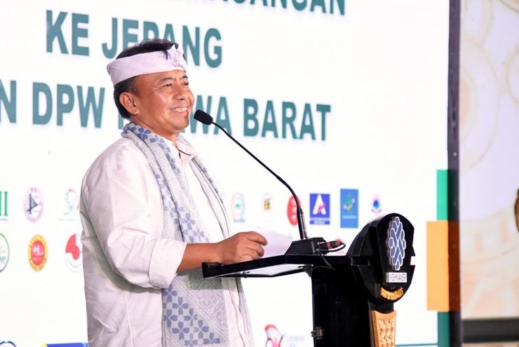 1.300 Tenaga Kerja Terlatih Asal Jabar Resmi Berangkat ke Jepang