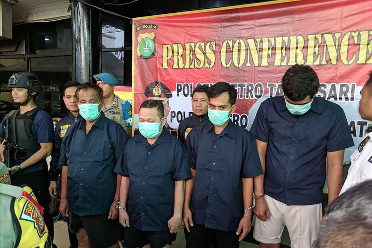 Empat Orang Polisi Gadungan yang Peras Korbannya di Tamansari, Jakarta Barat