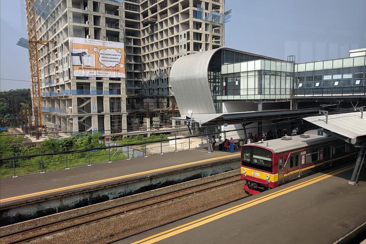 Stasiun Cisauk yang berarsitektur Futuristik pada Rabu (19/6/2019)