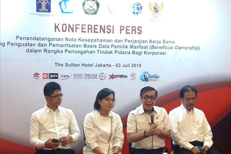 Wakil Ketua KPK Laode Muhammad Syarif, Menteri Keuangan Sri Mulyani Indrawati, Menteri Hukum dan HAM Yasona Laoly, Menteri ATR/BPN Sofyan Djalil di Jakarta, Selasa (3/7/2019).