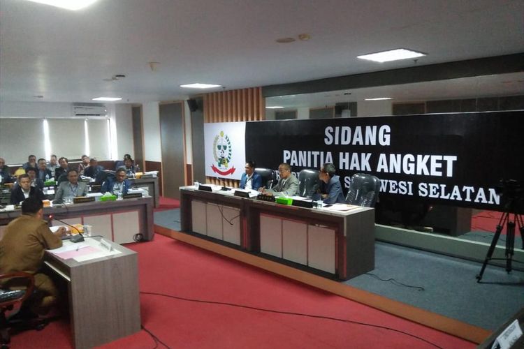 Sidang hak angket digelar di gedung DPRD Sulsel dengan menghadirkan terperiksa, Sekretaris Daerah, Abdul Hayat, Selasa (9/7/2019).