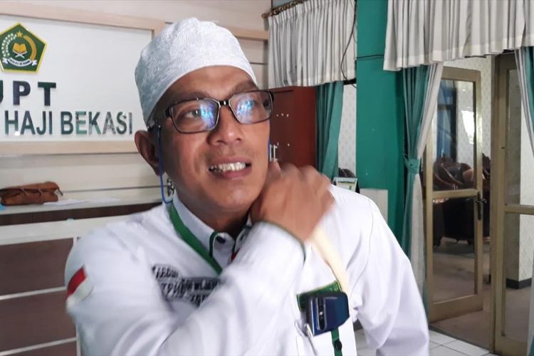 Sekretaris Umum Partai Keadilan Sejahtera sekaligus Sekretaris Komisi V DPRD Jawa Barat, Abdul Hadi Wijaya di Asrama Haji Embarkasi Bekasi, Selasa (9/7/2019).