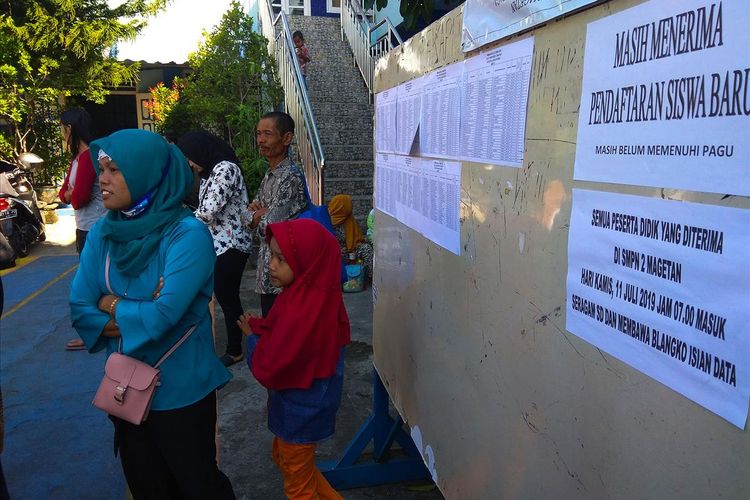 Kekurangan kuota siswa, Dinas Pendidikan Kabupaten Magetan memperpanjang pendaftaraan peserta didik baru PPDB 2019/2020 dengan tanpa menerapkan zonasi.

