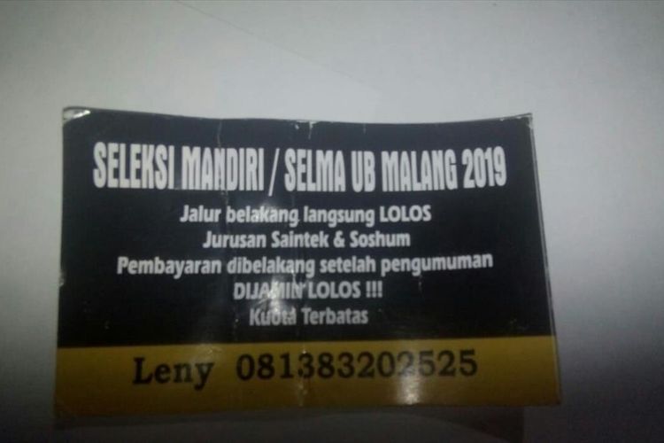 Selebaran yang diedarkan oleh calo