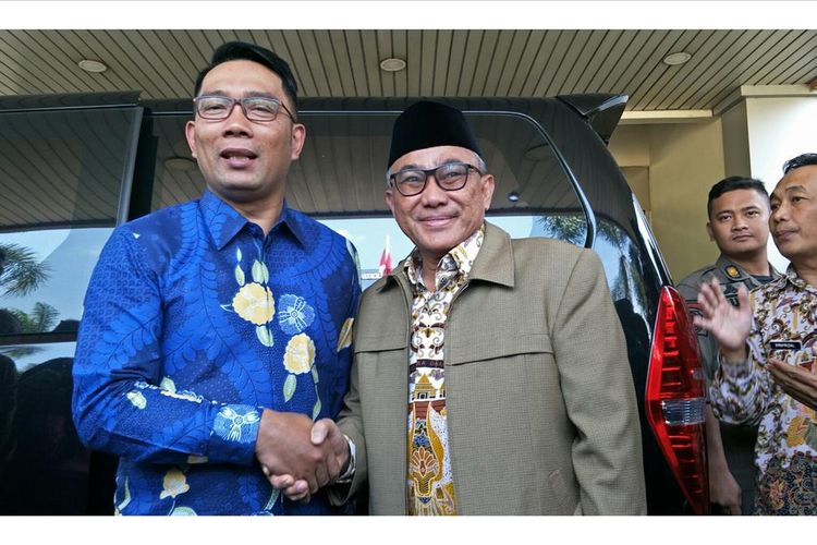 Gubernur Jawa Barat,  Ridwan Kamil dan Wali Kota Depok, Mohammad Idris, di Balai Kota Depok, Kamis (18/7/2019).