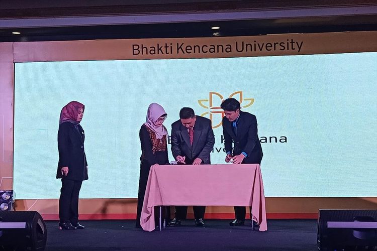 Peresmian Bhakti Kencana University di Bandung, Selasa (23/7/2019). 