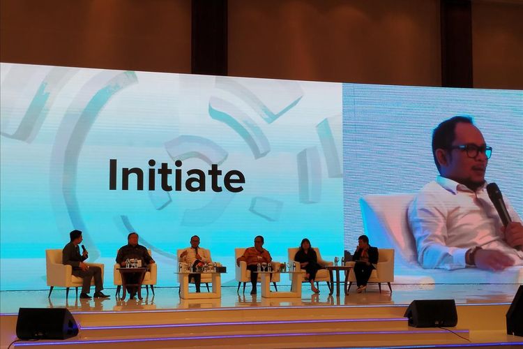 Menteri Ketenagakerjaan (Menaker) Hanif Dhakiri menjadi pembicara pada penyelenggaraan Indonesia Development Forum (IDF) 2019 di Jakarta Convention Center (JCC), Jakarta, Selasa (23/7/2019).