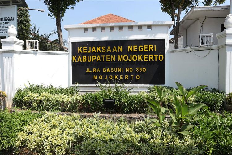 Kantor Kejaksan Negeri (Kejari) Kabupaten Mojokerto Jawa Timur.