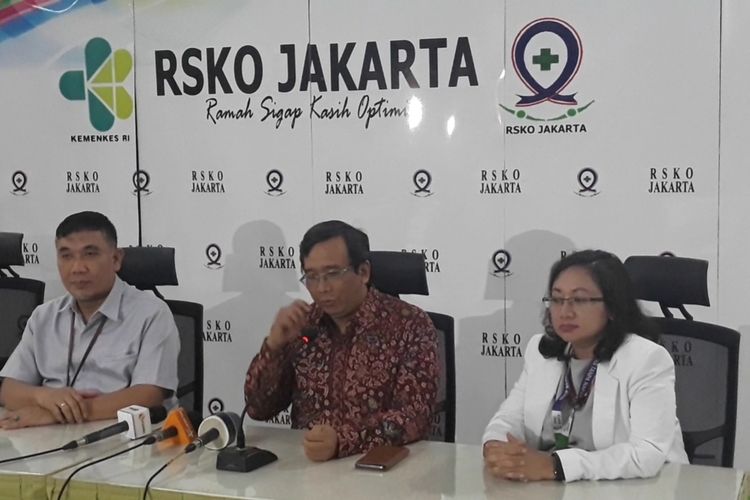 Direktur Utama Rumah Sakit Ketergantungan Obat (RSKO) Azhar Jaya bersama jajaran di RSKO, Cibubur, Jakarta Timur, Rabu (14/8/2019).