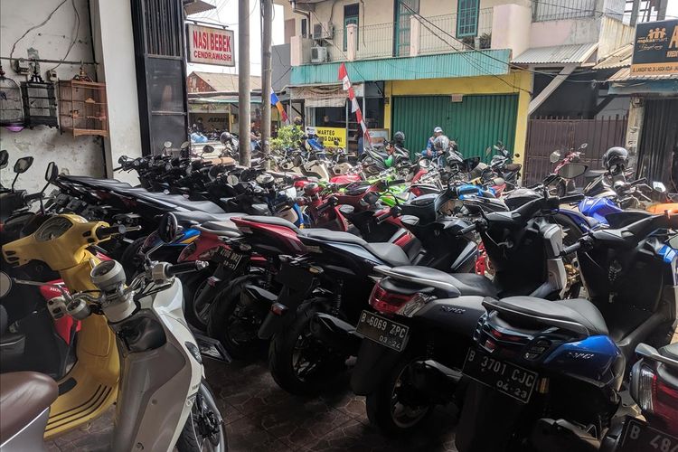 sepedaa motor yang dijajakan di Bursa Motor Bekas, Jalan Langsat, Koja, Jakarta Utara