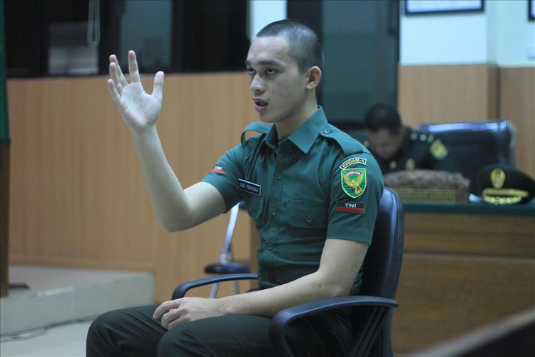 Prada DP ketika menjalani sidang di Pengadilan Militer I-04 Palembang, Kamis (15/8/2019).