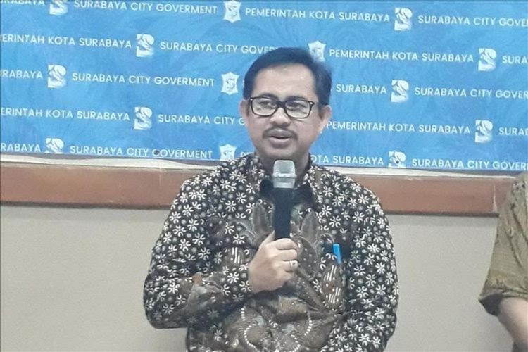 Kepala Dinas Pendidikan Kota Surabaya Ikhsan