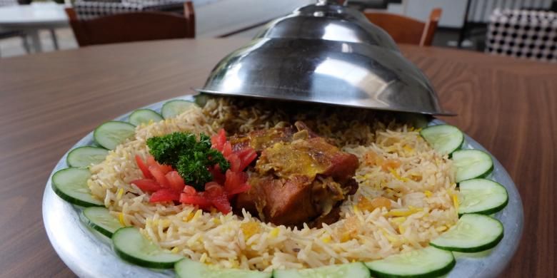 Tak Ada Nasi Kebuli di Timur Tengah...