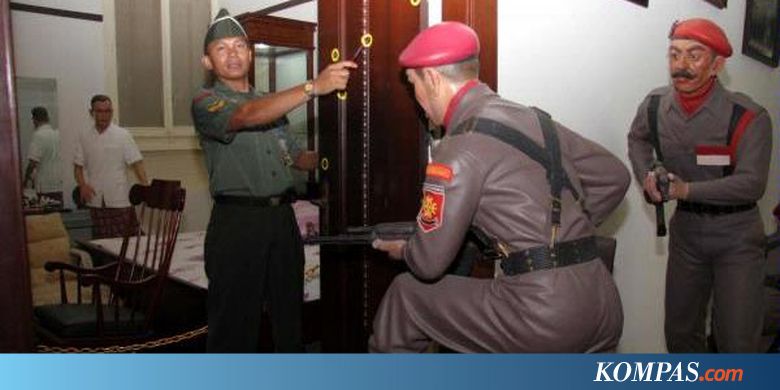 TNI AD Peringati G 30 S PKI di  Lubang  Buaya Kompas com