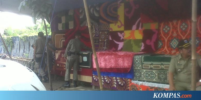 Jualan di Trotoar PKL Pasar Gembrong Harus Setoran 