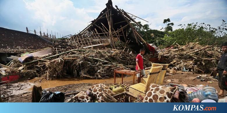 Detik detik Menjelang Banjir  Mengerikan di Garut