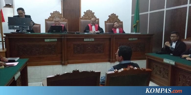 Mantan Plt Ketum PSSI Joko Driyono Dituntut 2,5 Tahun Penjara