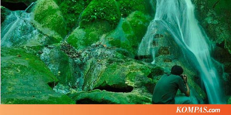 Melihat Air  Terjun  Bunga  Kokota di Morotai Kompas com