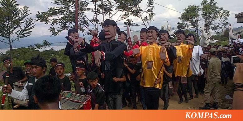 Festival Danau Toba Gelar Ulos Terpanjang - Kompas.com