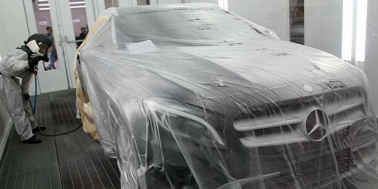 Bengkel bodi dan cat resmi pertama Mercedes-Benz dikelola Carkrawala Automotif Rabhasa (CAR), 