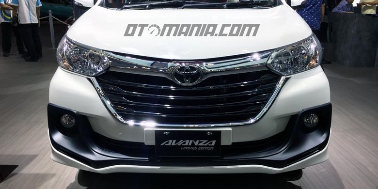 Toyota Avanza Limited Editon, cuma tersedia 150 unit.